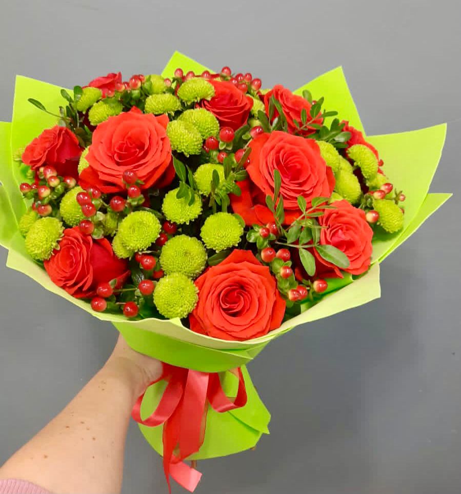 Букет цветов из: Хризантемы и Розы в Прокудском