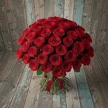 Букет 55 Красных роз Фридом #REPLACE_PRED# Прокудском