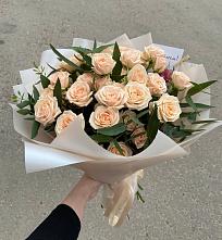Букет Кремовые розы Латте в Прокудском