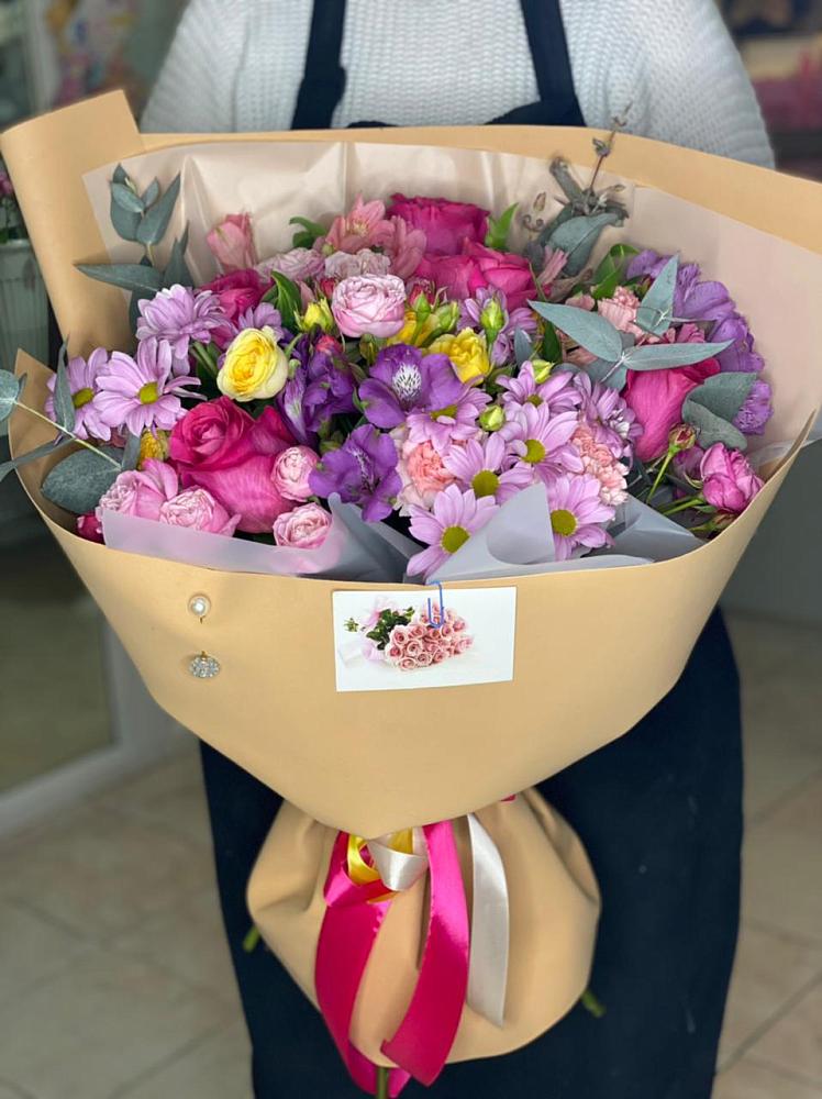 Букет цветов из: Хризантемы, Гвоздики и Альстромерии в Прокудском