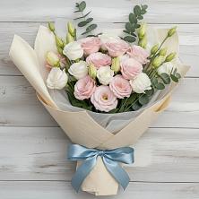 Букет цветов из:  Лизиантусы в Прокудском