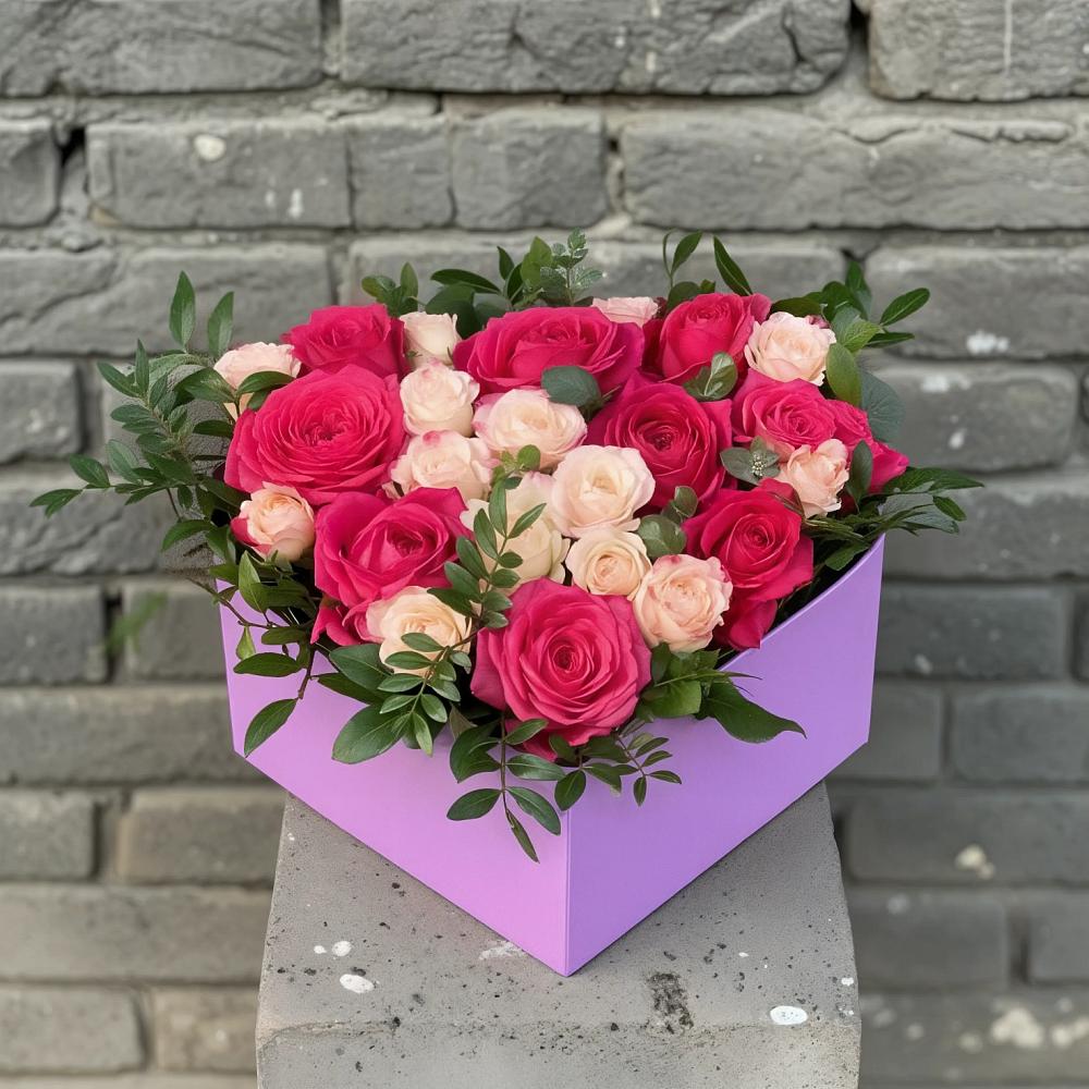 Цветочная композиция из Розы в коробке в Прокудском