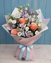 Букет цветов из:  Лизиантусы, Розы, Альстромерии и Гипсофила #REPLACE_PRED# Прокудском