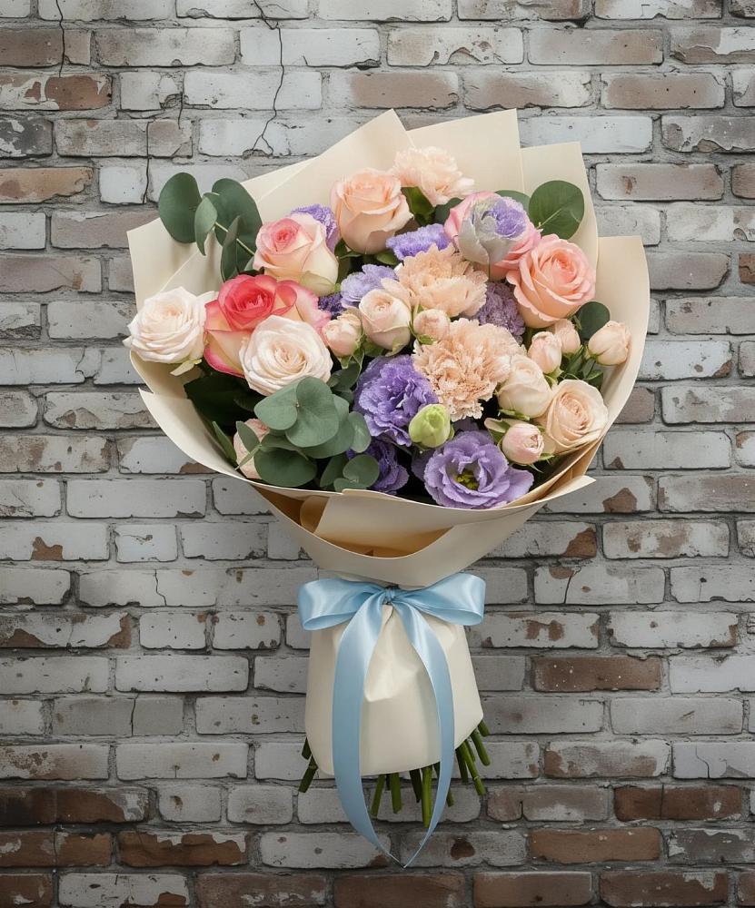 Букет цветов из: Розы, Лизиантусы и Гвоздики в Прокудском