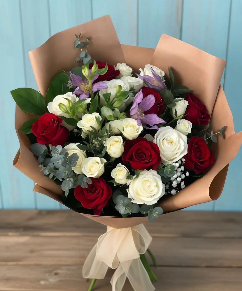 Букет цветов из: Розы и Альстромерии в Прокудском
