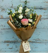 Букет цветов из:  Розы и Лизиантусы #REPLACE_PRED# Прокудском