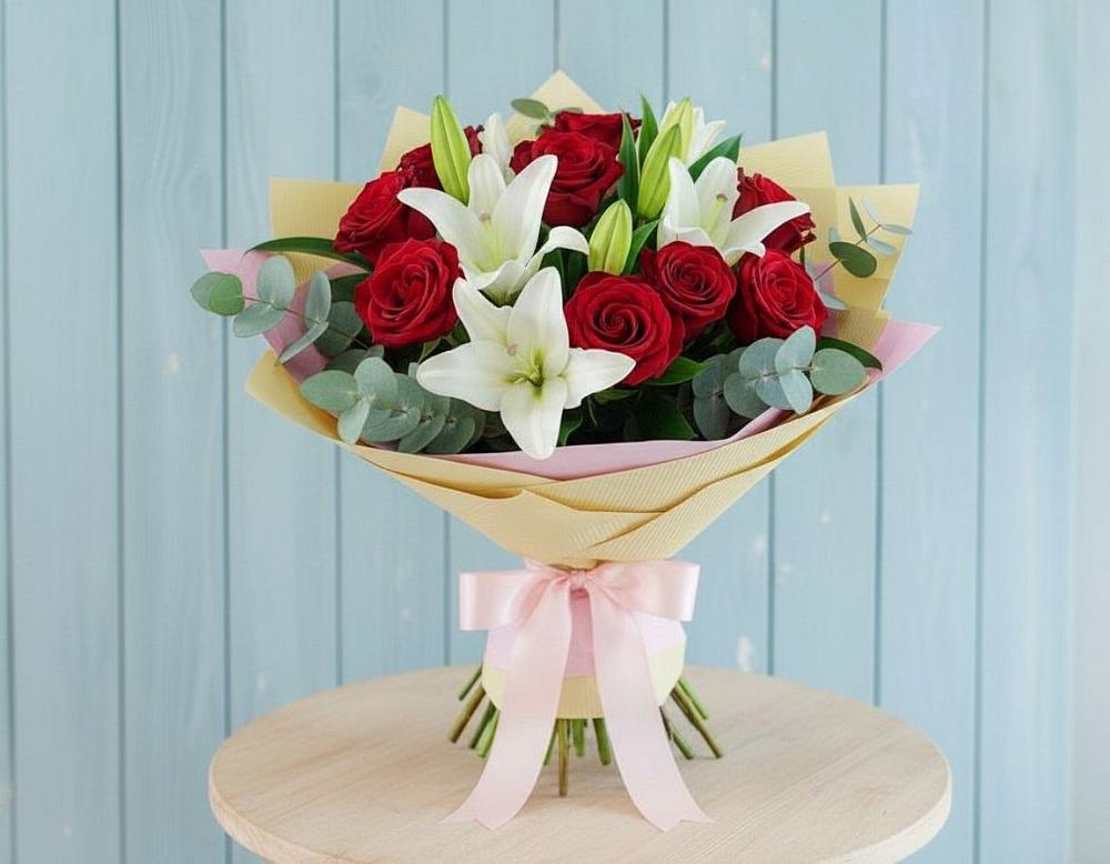 Букет цветов из: Лилии и Розы в Прокудском